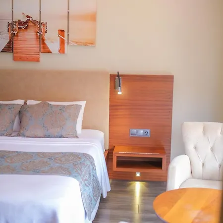 Centre Bed & Breakfast 4*
