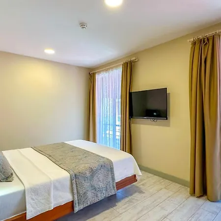Bed & Breakfast Centre 4*