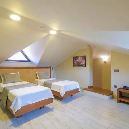 Bed & Breakfast Centre 4*