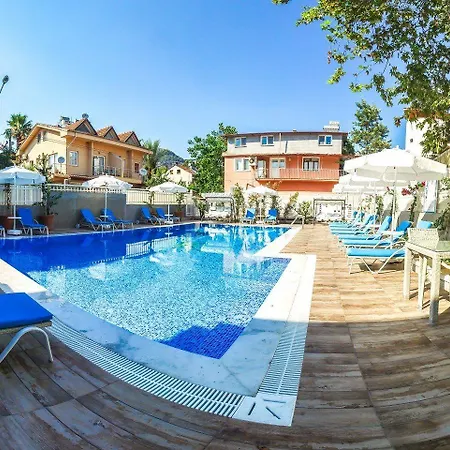 Bed & Breakfast Centre 4*